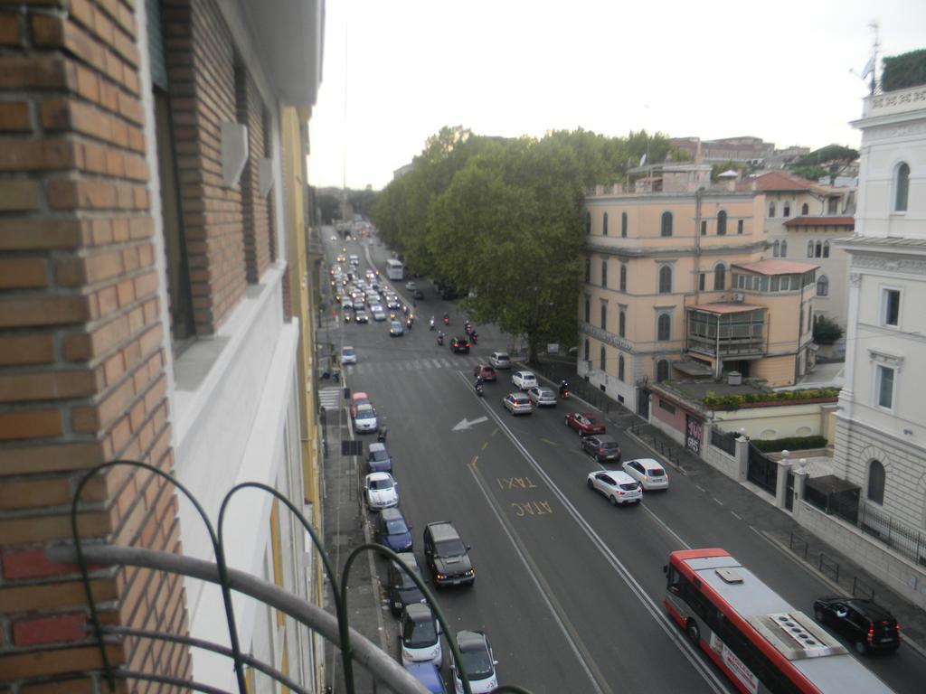 Morgagni House Hotel Rome Bilik gambar
