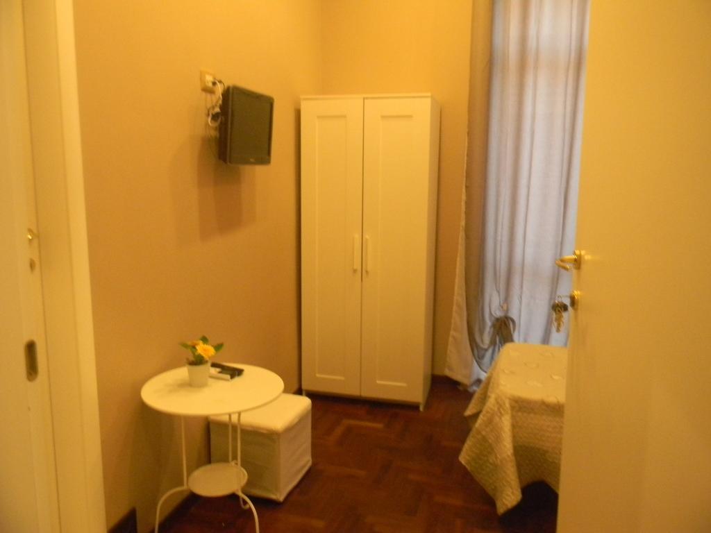 Morgagni House Hotel Rome Bilik gambar